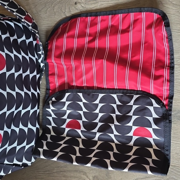 Ju-Ju-Be Hobobe in Black Widow Print - Picture 5 of 6